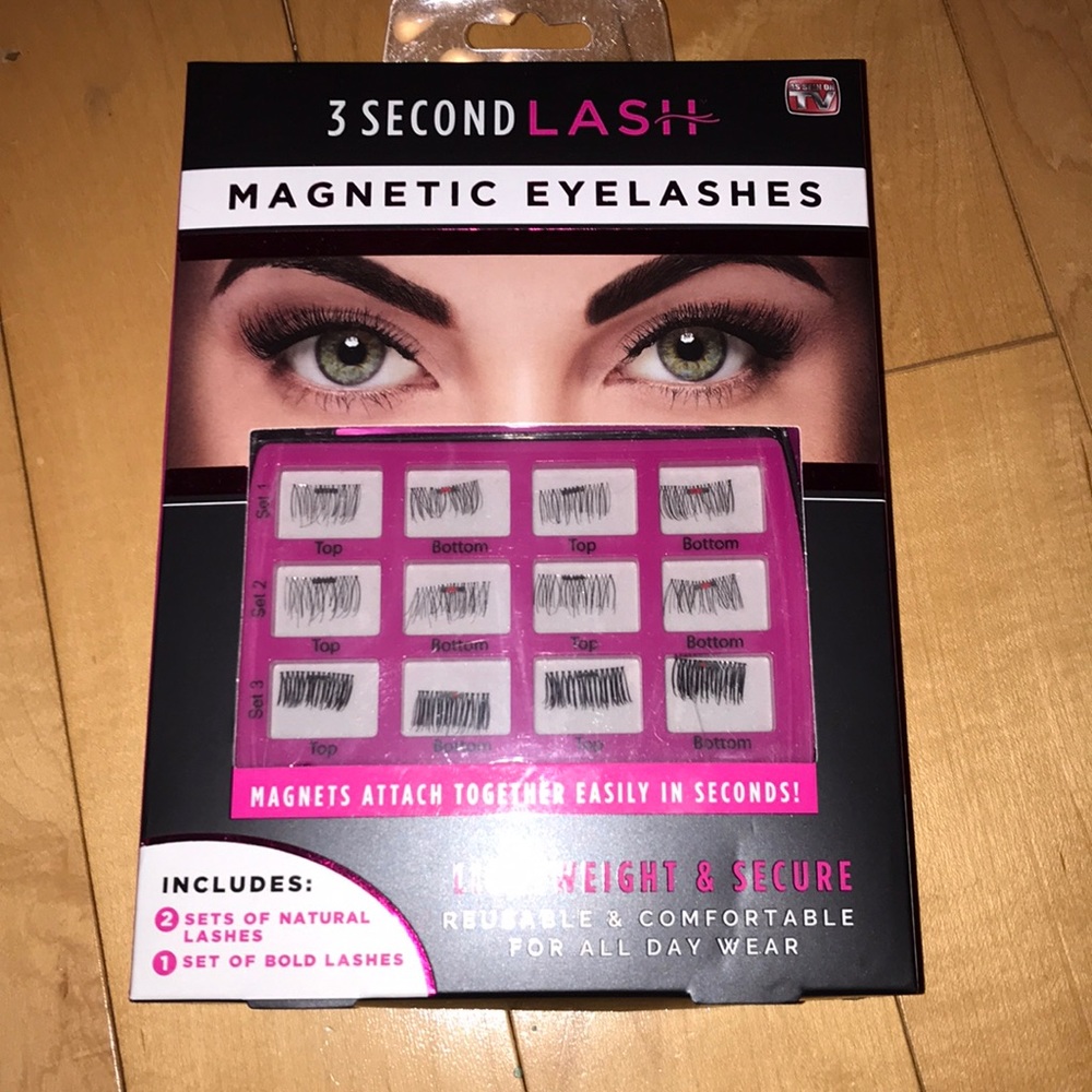 3 second lashed
